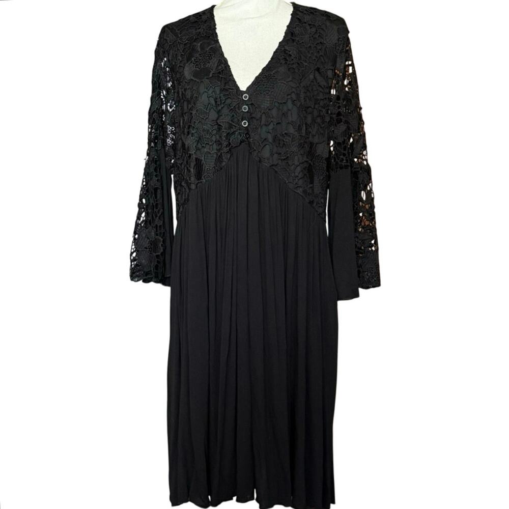 Unique J Gee black crochet bell flare sleeve fit and flare dress high waist 2x